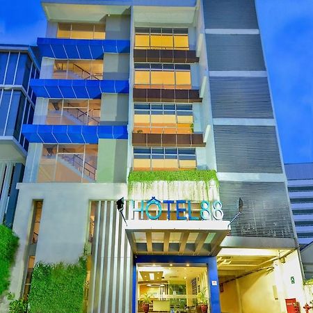 Hotel 88 Embong Kenongo - Kayun By Wh Surabaya Buitenkant foto