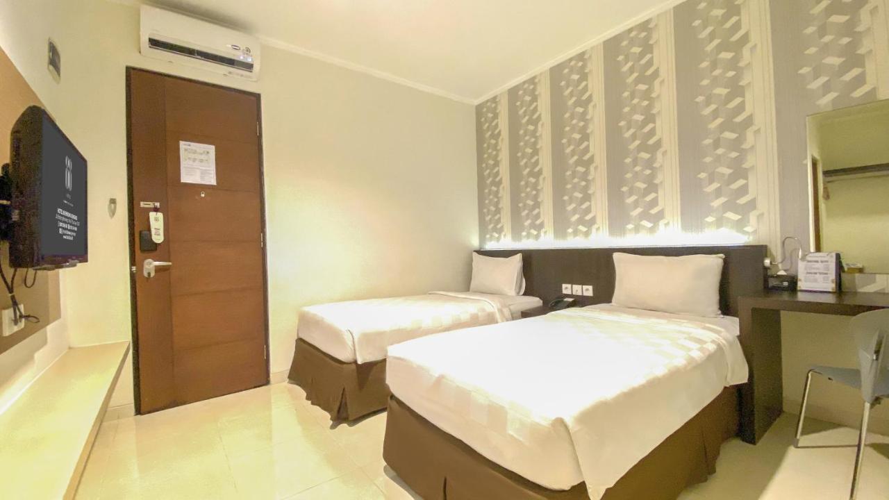 Hotel 88 Embong Kenongo - Kayun By Wh Surabaya Buitenkant foto