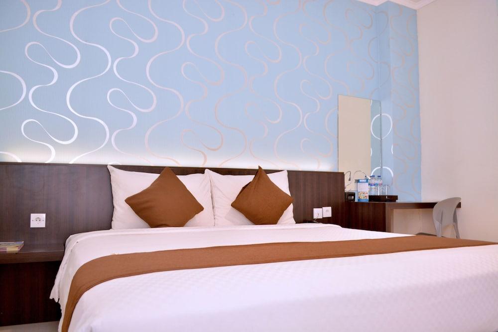 Hotel 88 Embong Kenongo - Kayun By Wh Surabaya Buitenkant foto